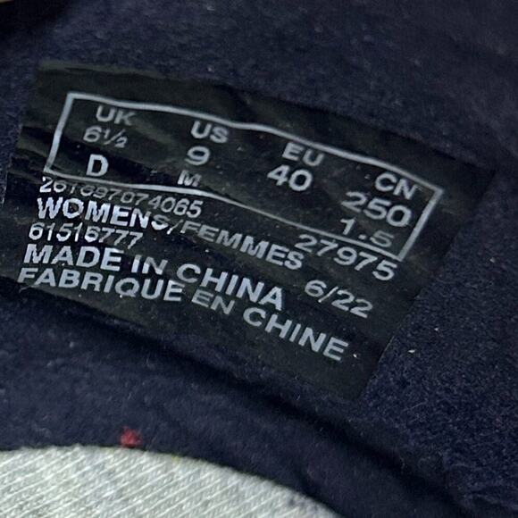 Clarks Navy Blue Lightweight Slip On Casual Knit Sneaker 9 - Picture 10 of 10